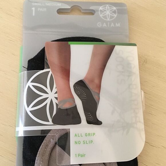 GAIAM Yoga Barre Socks Grip | NWT | Size S/M - Picture 1 of 4